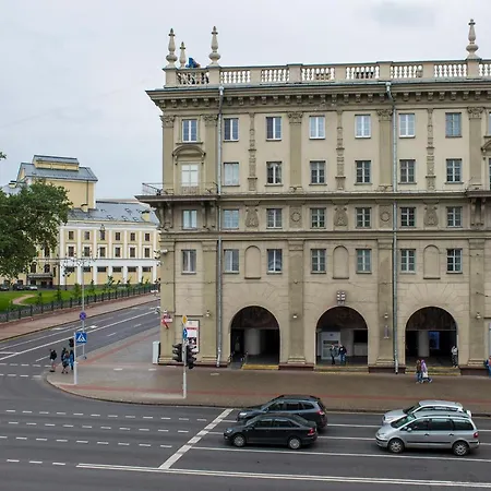 Apartment Focus Nezavisimosti 23